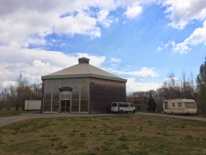 Le Kiosque... 2 semaines à l'intérieur et maintenant, 2 semaines à l'extérieur, Brrrr..